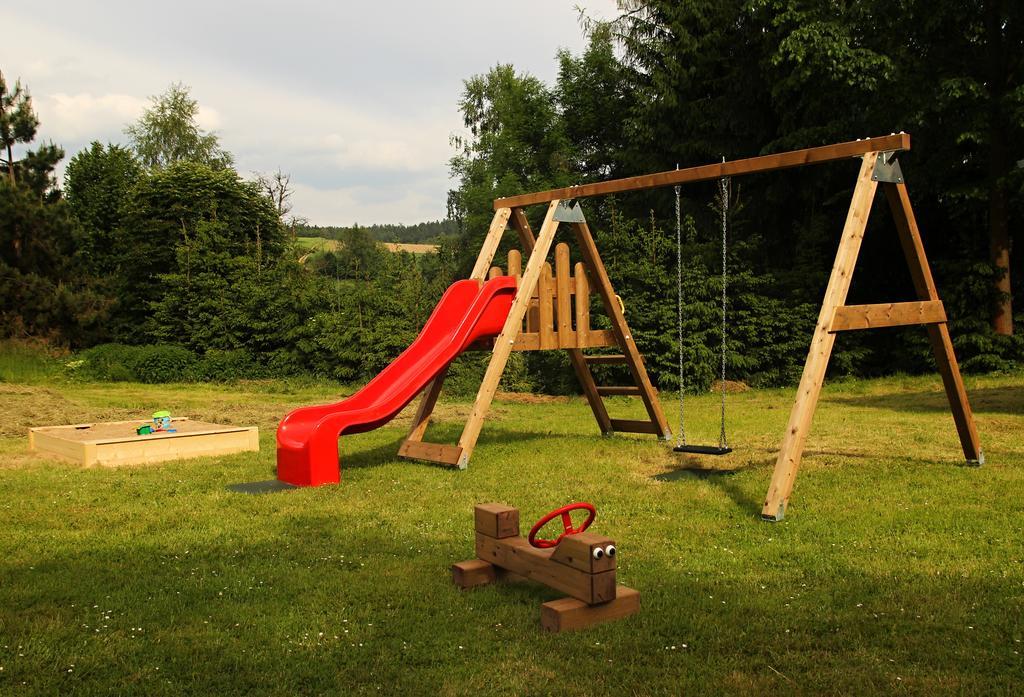 Penzion Zamek Rozsochatec Exterior photo
