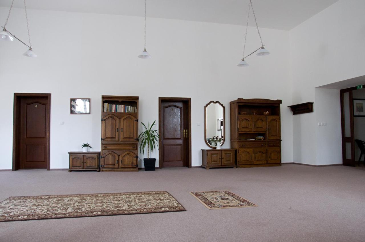 Penzion Zamek Rozsochatec Exterior photo